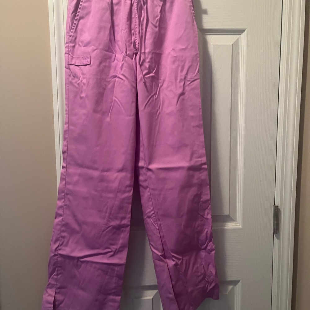 Scrub pants